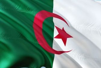 В Алжире посадили двух бывших премьеров