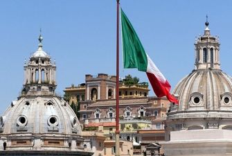 Президент Италии принял отставку премьера страны