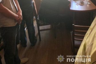 На Житомирщині суддю та слідчого поліції викрили в злочинних зв’язках із бурштинокопачами