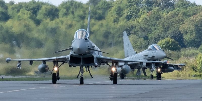 Истребители армии РФ вторглись в пространство Польши и Швеции: НАТО подняло авиацию