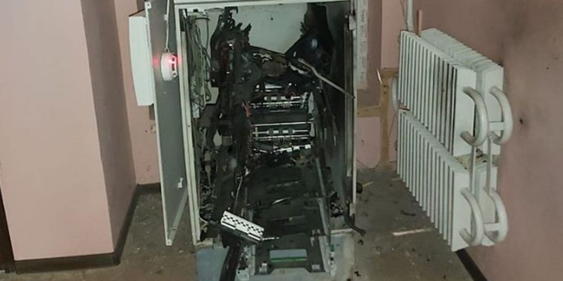 У Харківській області невідомі вночі підірвали банкомат