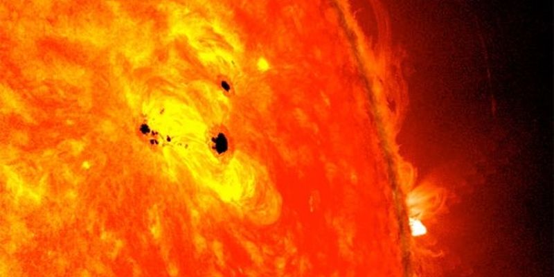 Вчені записали страшну «пісню» магнітного поля Землі під час бурі на Сонці