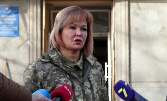 Медийщики обвиняют Наталию Гуменюк в запрете освещать преступления РФ и требуют ее увольнения