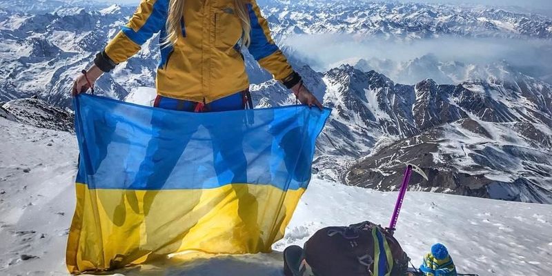 Украинка впервые в истории покорила "гору убийцу", высотой более 8 км