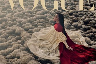 Обложку греческого Vogue украсила модель с болезнью витилиго