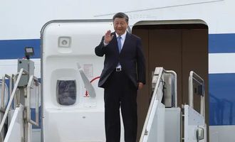 Поездка Си Цзиньпина в Европу возрождает раскол континента времен "холодной войны" — Bloomberg