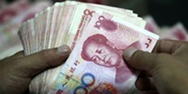 Курс юаня к доллару упал до минимума 2007 года