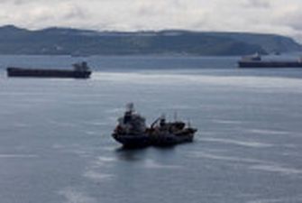 FT нарахувало 100 танкерів у "тіньовому флоті" рф для обходу нафтового ембарго