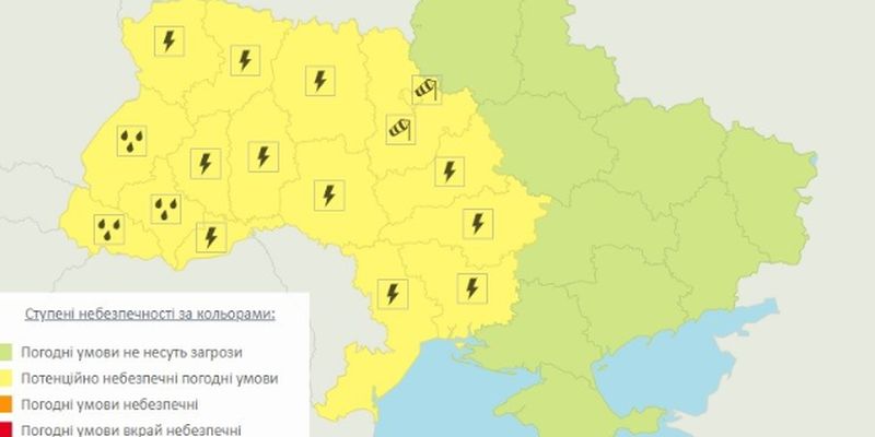 В Украину надвигаются шквальные ветра и грозы