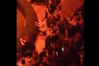 Під пісню "Не плач": масова бійка на концерті Тетяни Буланової потрапила на відео