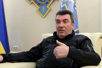 Данилов предупредил украинцев о приближающихся сложных месяцах