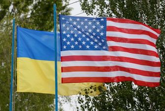 Навіть Трамп підтримав День державного прапору України: синьо-жовтий стяг розгорнули над США