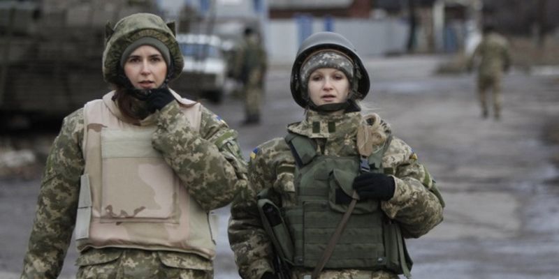 Первые партии женской военной формы уже поступили на тестирование в несколько бригад