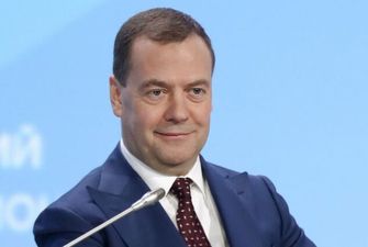 "Мастера крутили у виска": для экс-премьера Медведева построили шикарную дачу