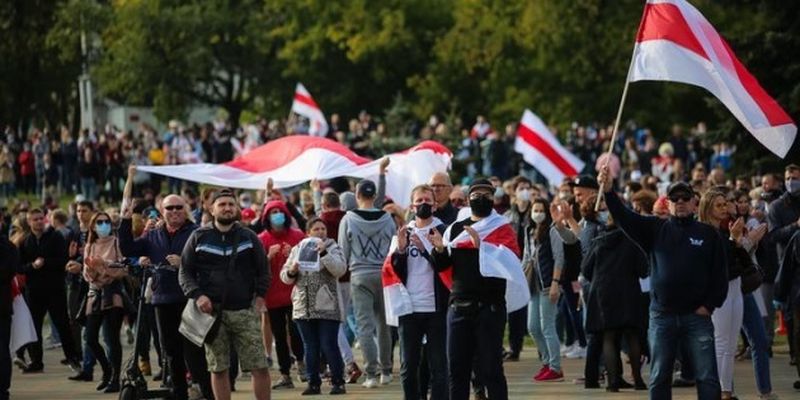 Протесты в Беларуси: список политзаключенных увеличился до 342