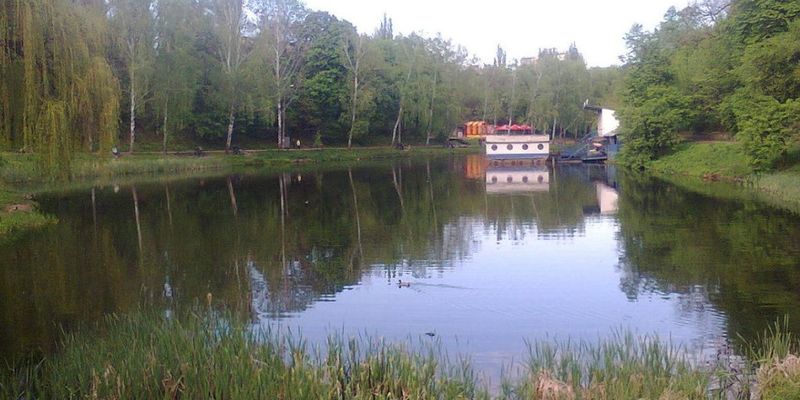 В Киеве в озере нашли труп 21-летнего парня