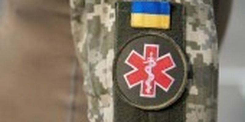У Міноборони розпочали підвищення грошового забезпечення з медиків: лікар у військах буде отримувати "на руки" від 20 тис. грн