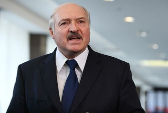 Лукашенко озвучил очередной бред про переговоры Украины с "гигантской Россией"