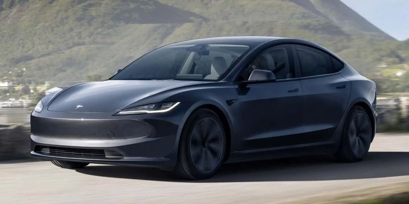 Tesla предоставила бесплатный доступ к автопилоту