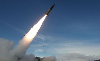 У Зеленского подтвердили, что Украина получит ракеты ATACMS большой дальности