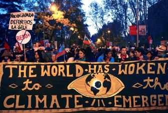 В Мадриде прошел многотысячный Марш за климат