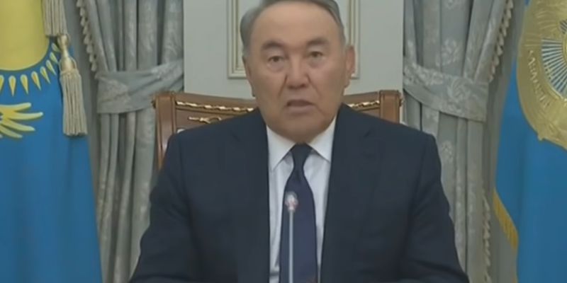 Куди зник експрезидент Казахстану Нурсултан Назарбаєв?