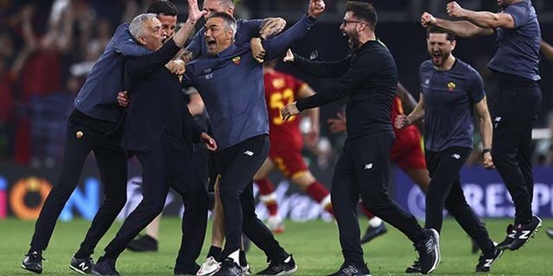 Рома на чолі з Моурінью взяла перший в історії трофей Ліги конференцій