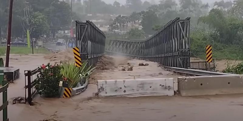 На Пуэрто-Рико обрушился ураган: скорость ветра достигает 200 км/ч, есть погибшие