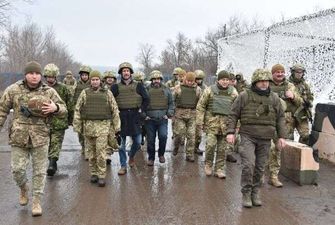 Делегація Міноборони Канади відвідала прифронтовий Донбас