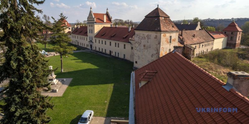 В Жовковском замке покажут новые экспозиции