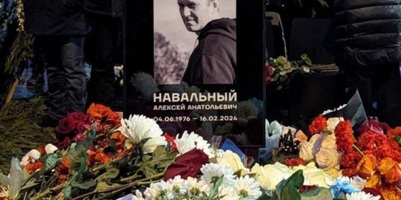 Завершили начатое несколько лет назад? Известный расследователь рассказал, от чего мог умереть Навальный
