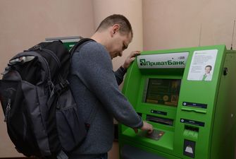 Почти каждый седьмой: в Украине после обстрелов работают только 3800 банкоматов, — НБУ