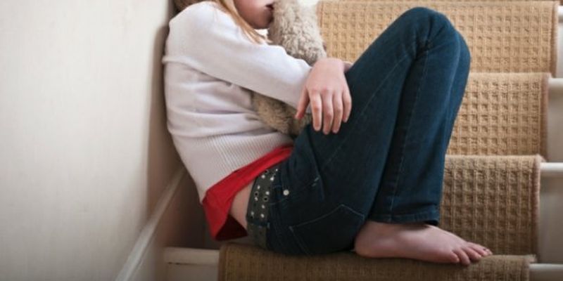 Як виявити, що в дитини психічний розлад: ознаки та причини