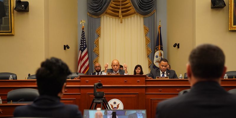 У Конгресі США заявили, що шкодують через слова Помпео про Україну