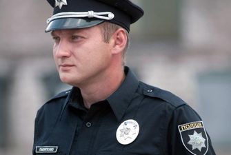 Глава патрульной полиции Львовской области поплатился за подаренный девушке пропуск