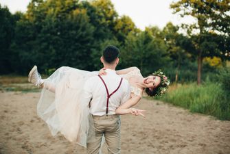 Сьома річниця весілля: що подарувати подружжю, як відзначити свято