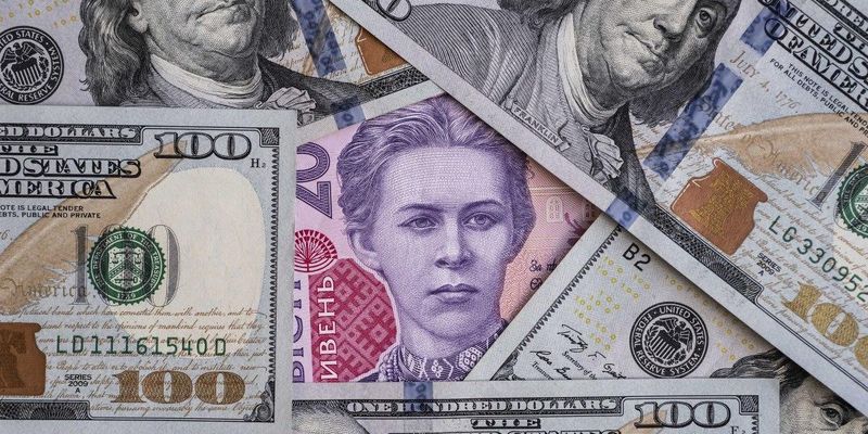 Аналитики спрогнозировали новый курс доллара: сколько заплатим за валюту