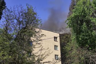 Дым было видно в разных частях города: в Киеве произошел мощный пожар в многоэтажке, фото