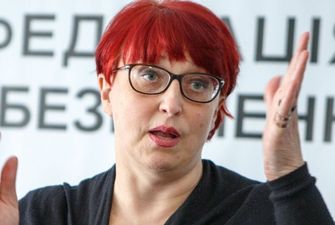 Депутат Галина Третьякова намерена стать на воинский учет