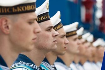 День Военно-Морских Сил ВСУ: поздравления в открытках и СМС
