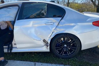 Американец разбил новую BMW M5 сразу после выезда из автосалона