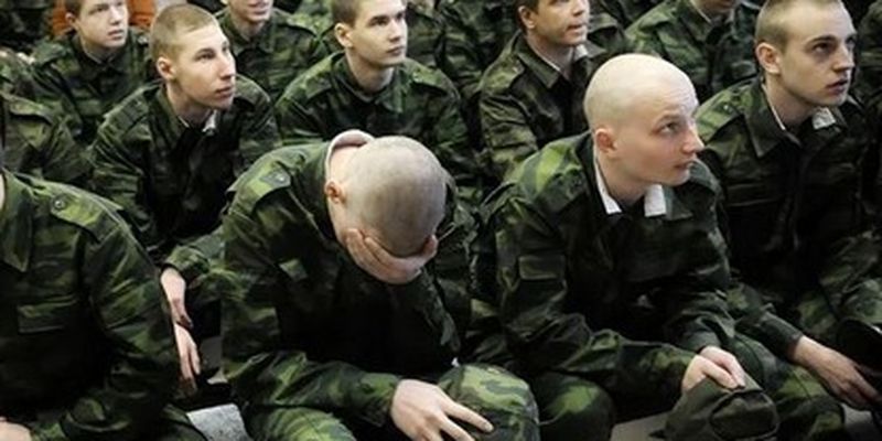 В армии РФ читают лекции о "необходимости" войны против Украины, запугивая за отказ - разведка