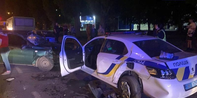 В Полтаве в машину полиции врезался пьяный водитель