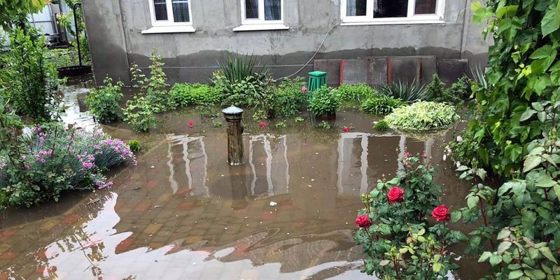 В Днепропетровской области из-за ливней затопило почти сотню домов