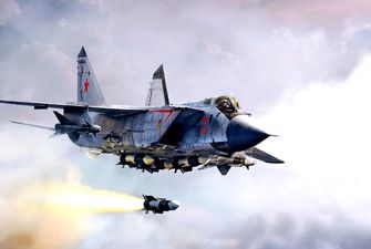 Охраняют "союзное государство": в Беларуси подняли истребители Миг-31К с ракетами "Кинжал"