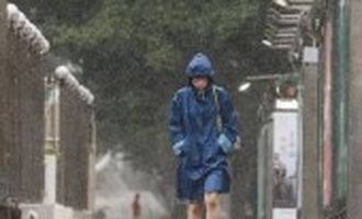 Гонконг накрыл тайфун Компасу: есть жертвы