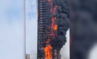 В Китае сгорел небоскреб за 20 минут, количество жертв неизвестно