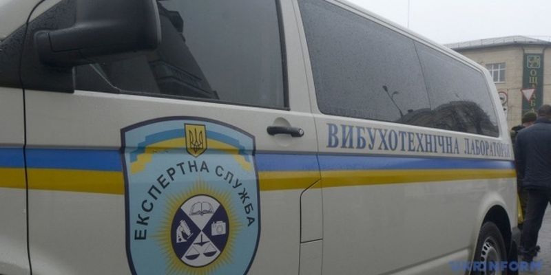 В Киеве эвакуировали три ТРЦ – ищут взрывчатку