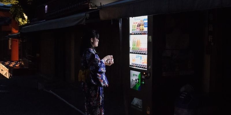 Старение, пандемия, суициды: в Японии появился министр по борьбе с одиночеством