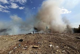 Екологи розповіли про песимістичні наслідки пожежі на сміттєзвалищі у Києві і про ризики для здоров'я киян